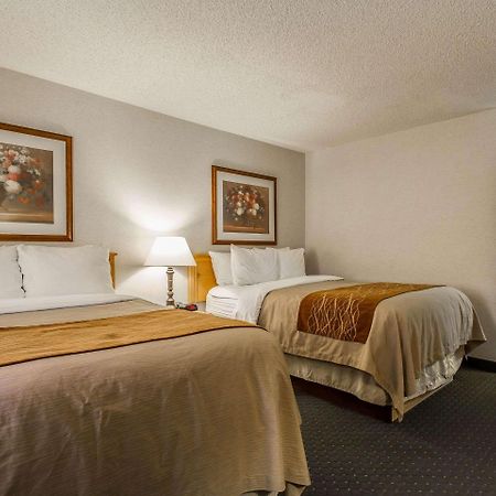 Comfort Inn פונד דו לאק מראה חיצוני תמונה