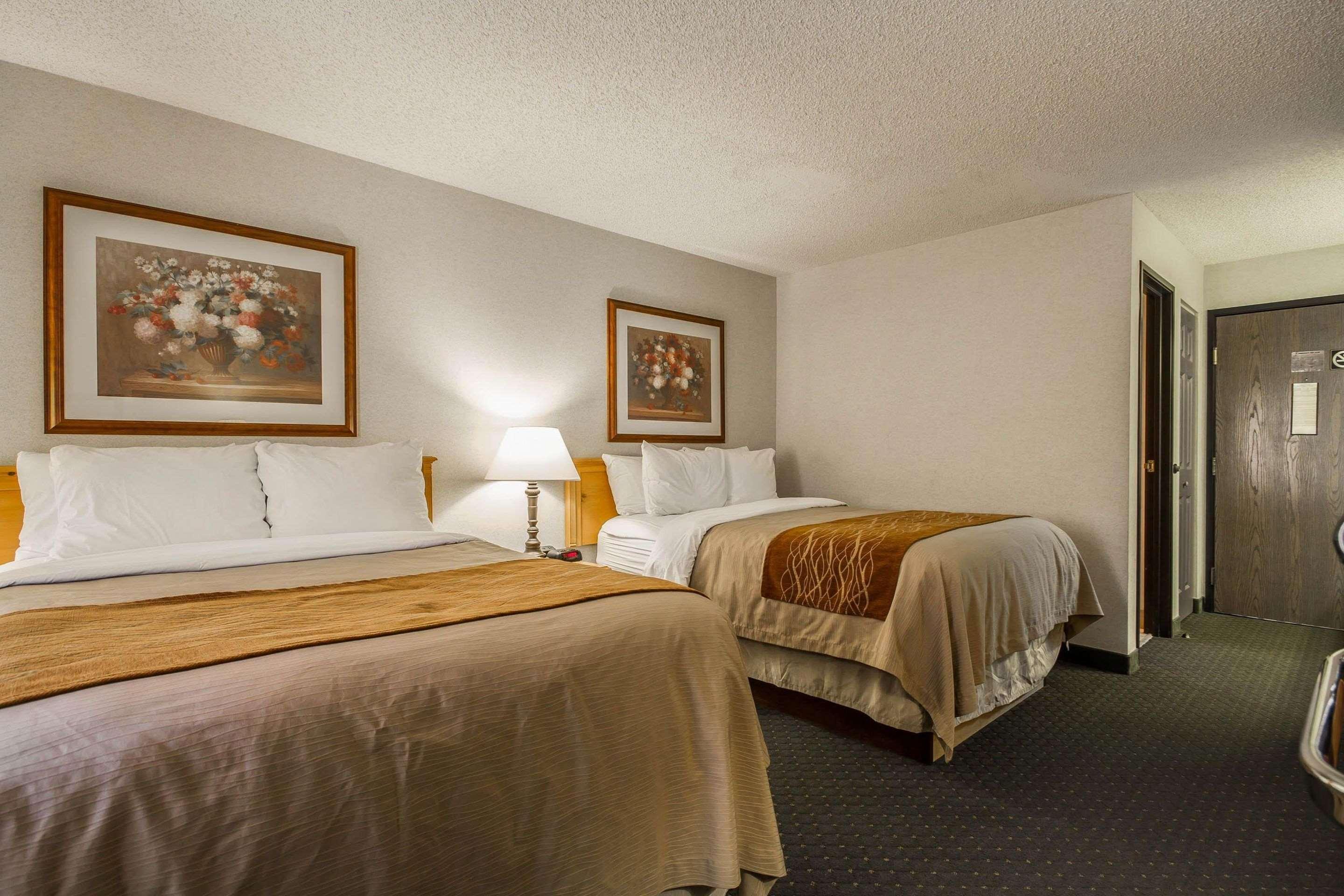 Comfort Inn פונד דו לאק מראה חיצוני תמונה