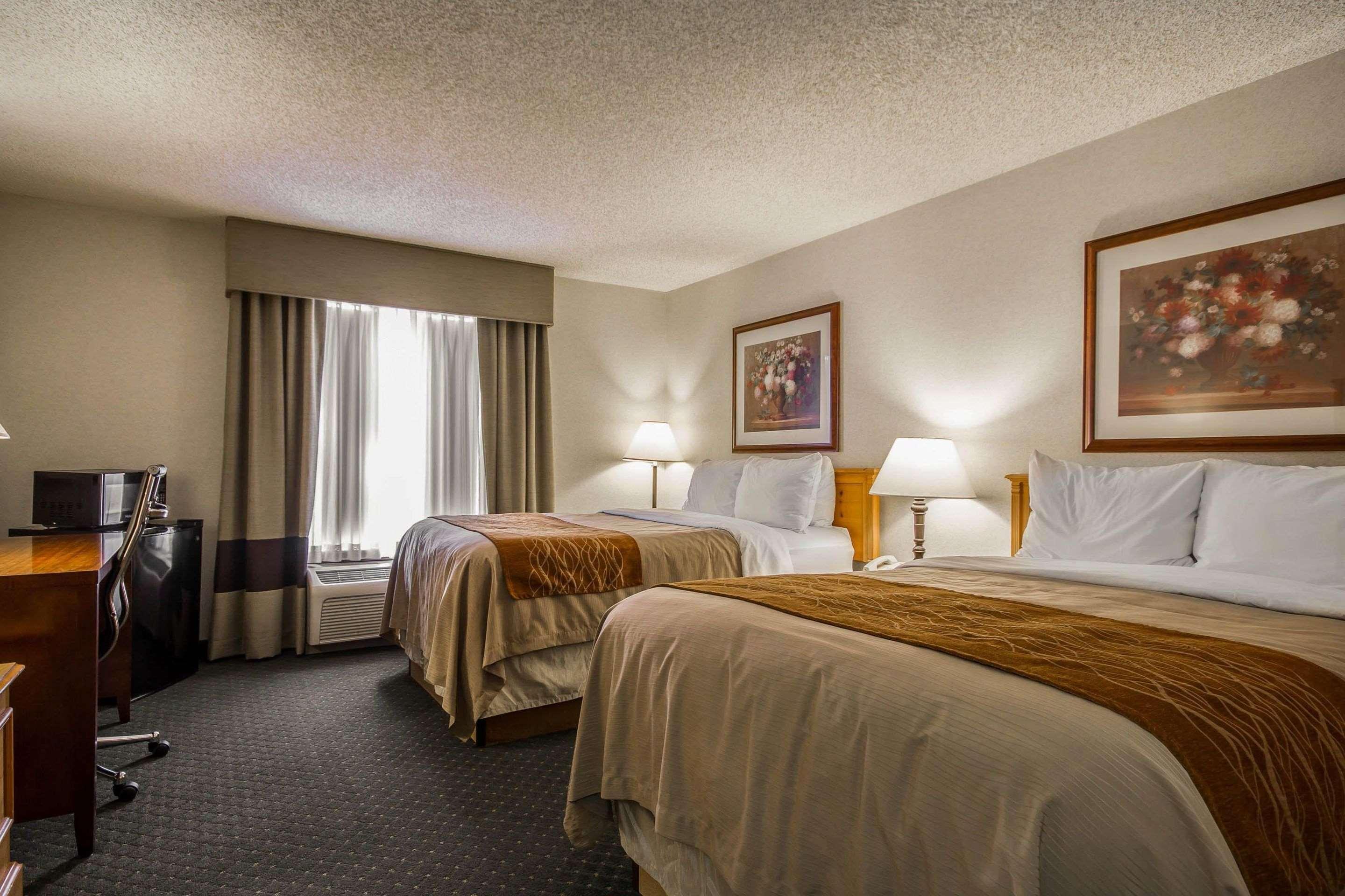Comfort Inn פונד דו לאק מראה חיצוני תמונה