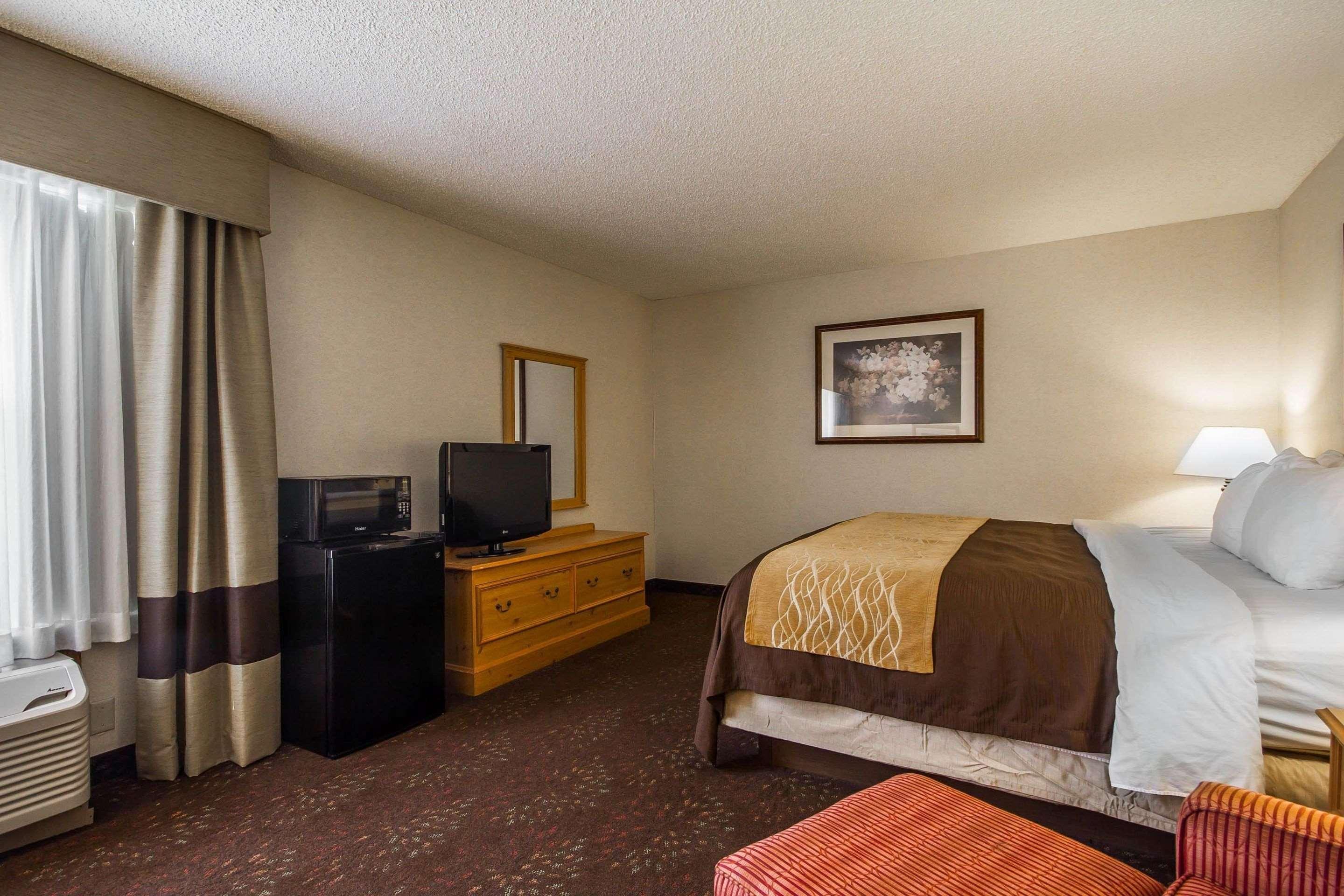 Comfort Inn פונד דו לאק מראה חיצוני תמונה