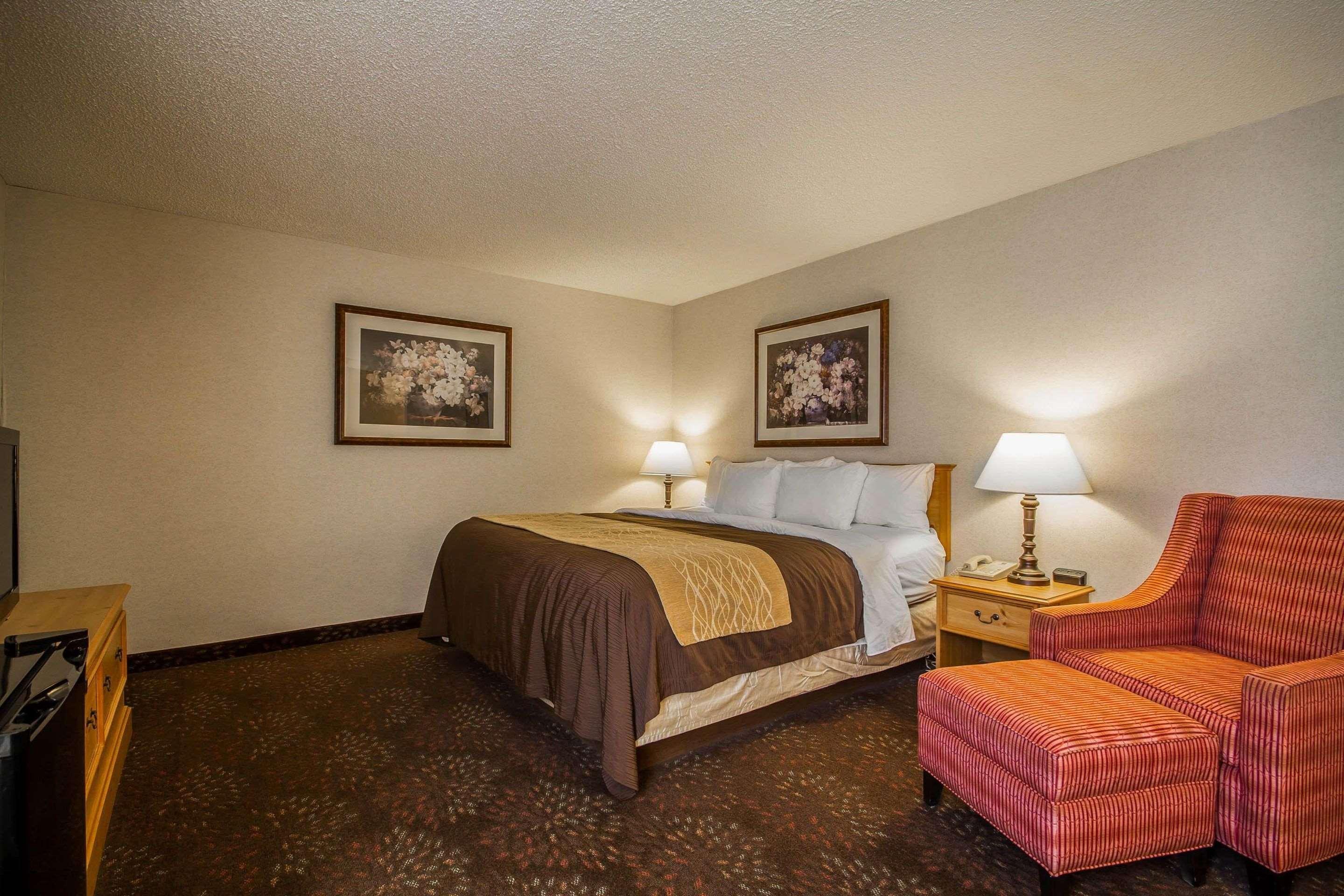 Comfort Inn פונד דו לאק מראה חיצוני תמונה